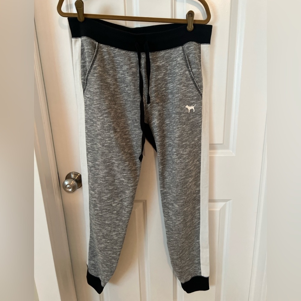 PINK Victoria’s Secret jogger sweatpants size M medium gray marl black and white